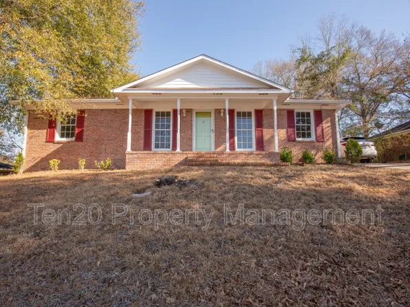 2642 White Chapel Dr, Columbus, GA 31907