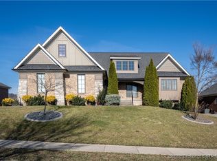 4024 Glenwood Way, Sellersburg, IN 47172