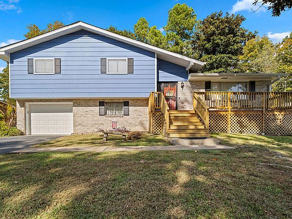 2nd image of 3421 Myra Ave