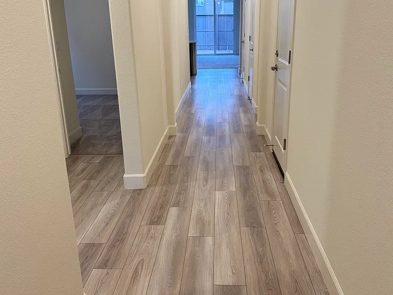 1759 Eagle Landing Dr — Photo 2