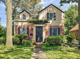 140 Hewlett Ave, Merrick, NY 11566