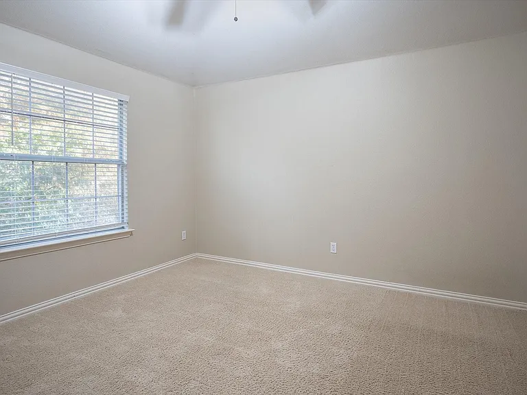 6812 Valley Brook Dr — Photo 18