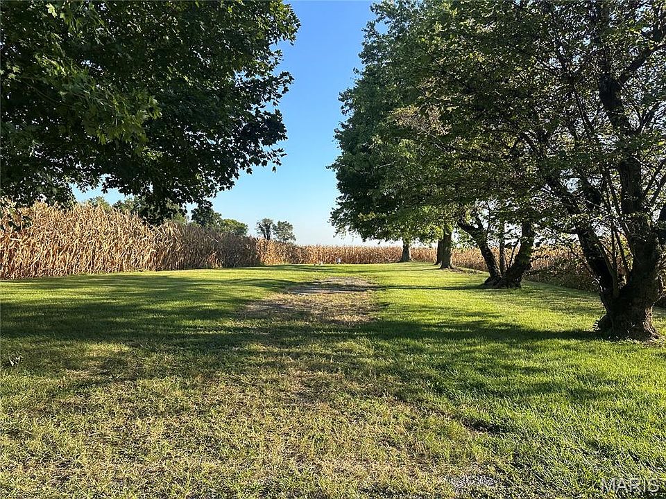 1st image of 110 Lake Rd
