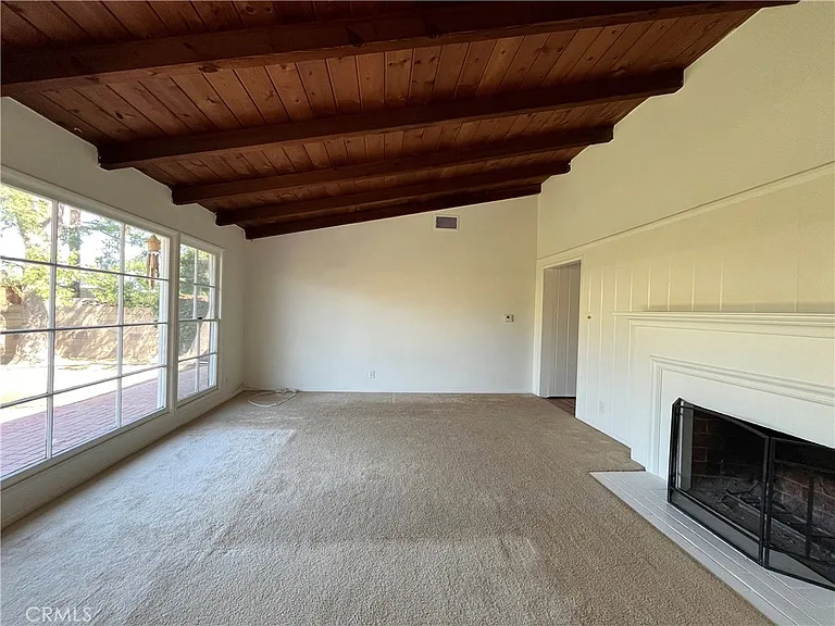 22607 Collins St — Photo 5