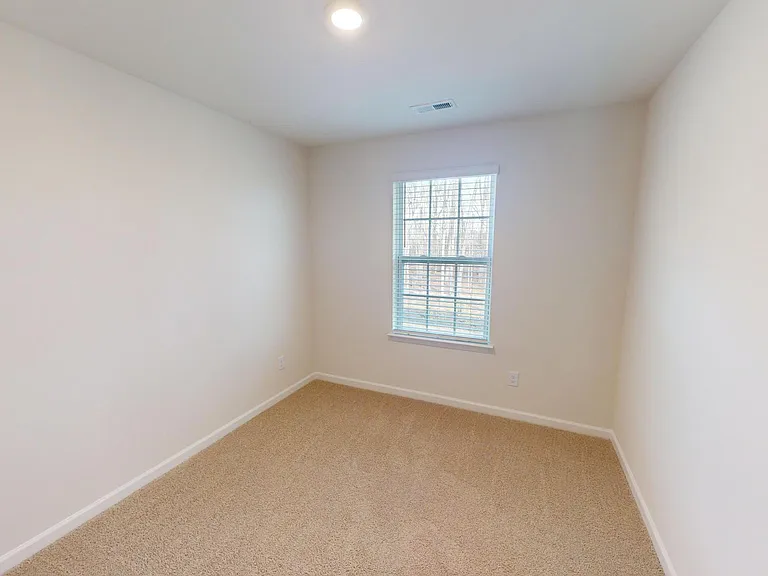 1139 Evelynnview Ln — Photo 9