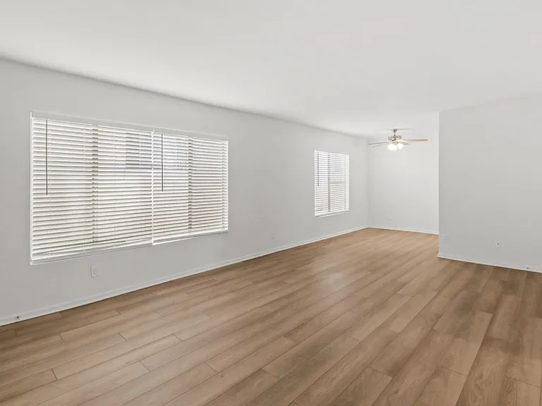 1747 Franklin St #4 — Photo 4