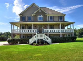 30 Riverview Trl, Euharlee, GA 30145