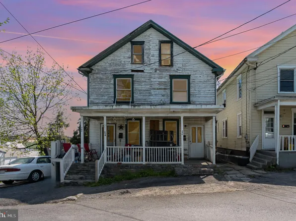 346 W Burkhart Ave, Chambersburg, PA 17201