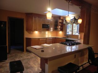 7 Holmberg Dr, Delmar, NY 12054