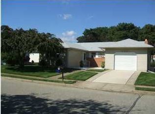 73 Pulaski Blvd, Toms River, NJ 08757