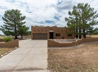 7155 S Pinon Dr, Hereford, AZ 85615