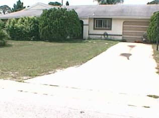 675 24th Pl SW, Vero Beach, FL 32962
