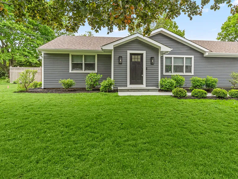 1480 Harbor Ln — Photo 42