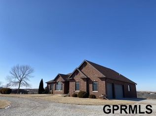 56815 704th Rd, Fairbury, NE 68352
