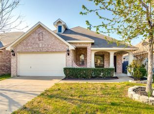 632 Nemitz St, Crowley, TX 76036