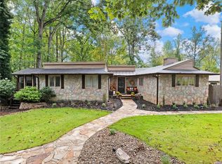 45 Lake Point Dr, Dawsonville, GA 30534