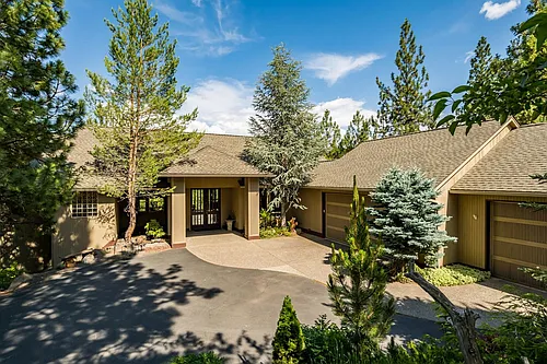 3560 NW Braid Dr Photo 1