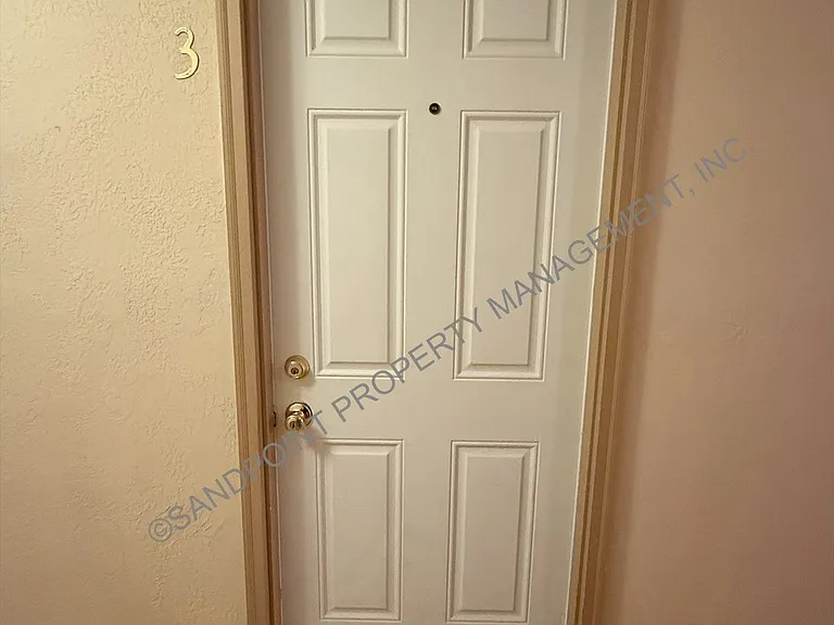 7215 Main St #3 — Photo 3