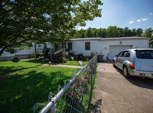 611 Hazeldine Dr, Huntington, WV 25704