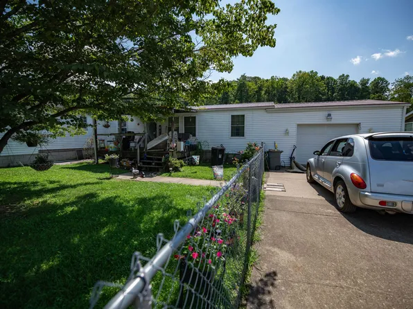 611 Hazeldine Dr, Huntington, WV 25704