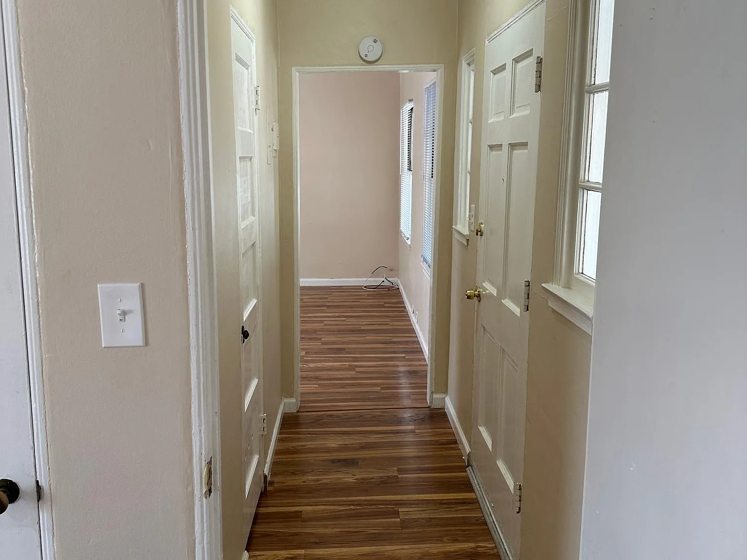 1 bed, 650 sqft, $1,900 — Photo 2