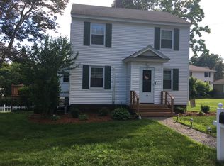 11 Maple Ave, Chelmsford, MA 01824