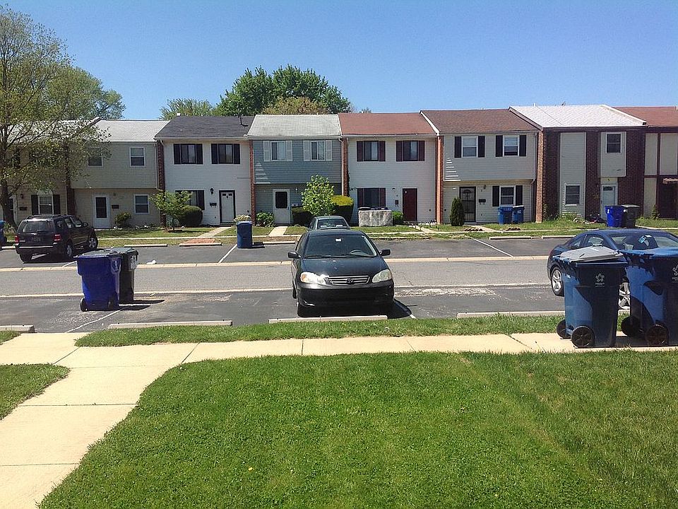 2nd image of 10 Sailboat Cir