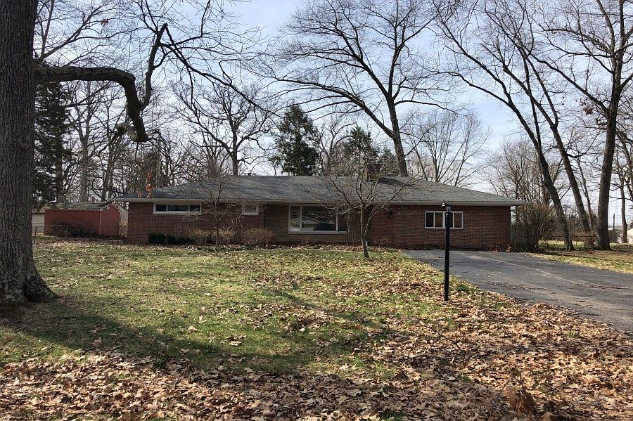 1st image of 903 Oakland Dr
