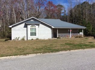 209 Pecan Point Rd E, Brunswick, GA 31525