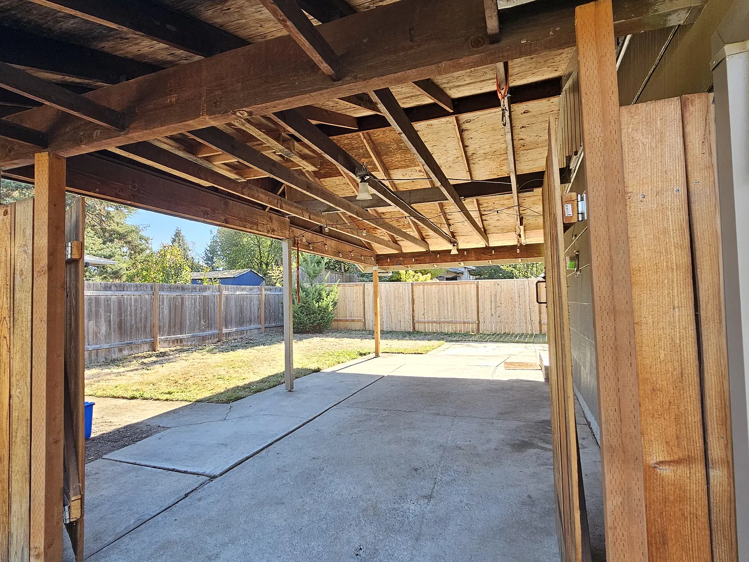 4 bed, 1212 sqft, $2,650 — Photo 3