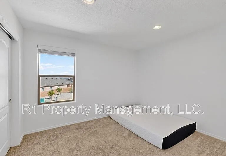 108 Hue St SW — Photo 55