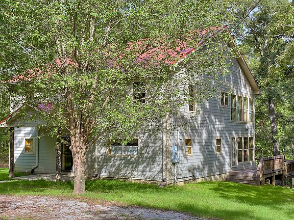 3rd image of 1086 Miami Dr