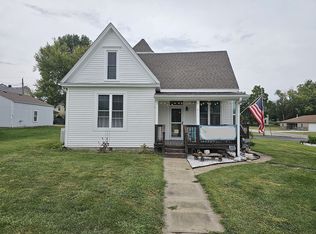 311 E Arthur St, Hamilton, MO 64644