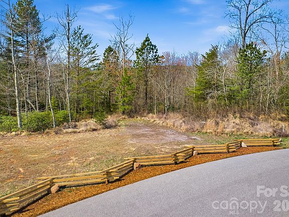 2nd image of 184 Ridge Point Rd