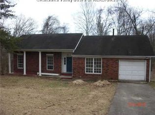 121 Ridgeview Dr, Scott Depot, WV 25560