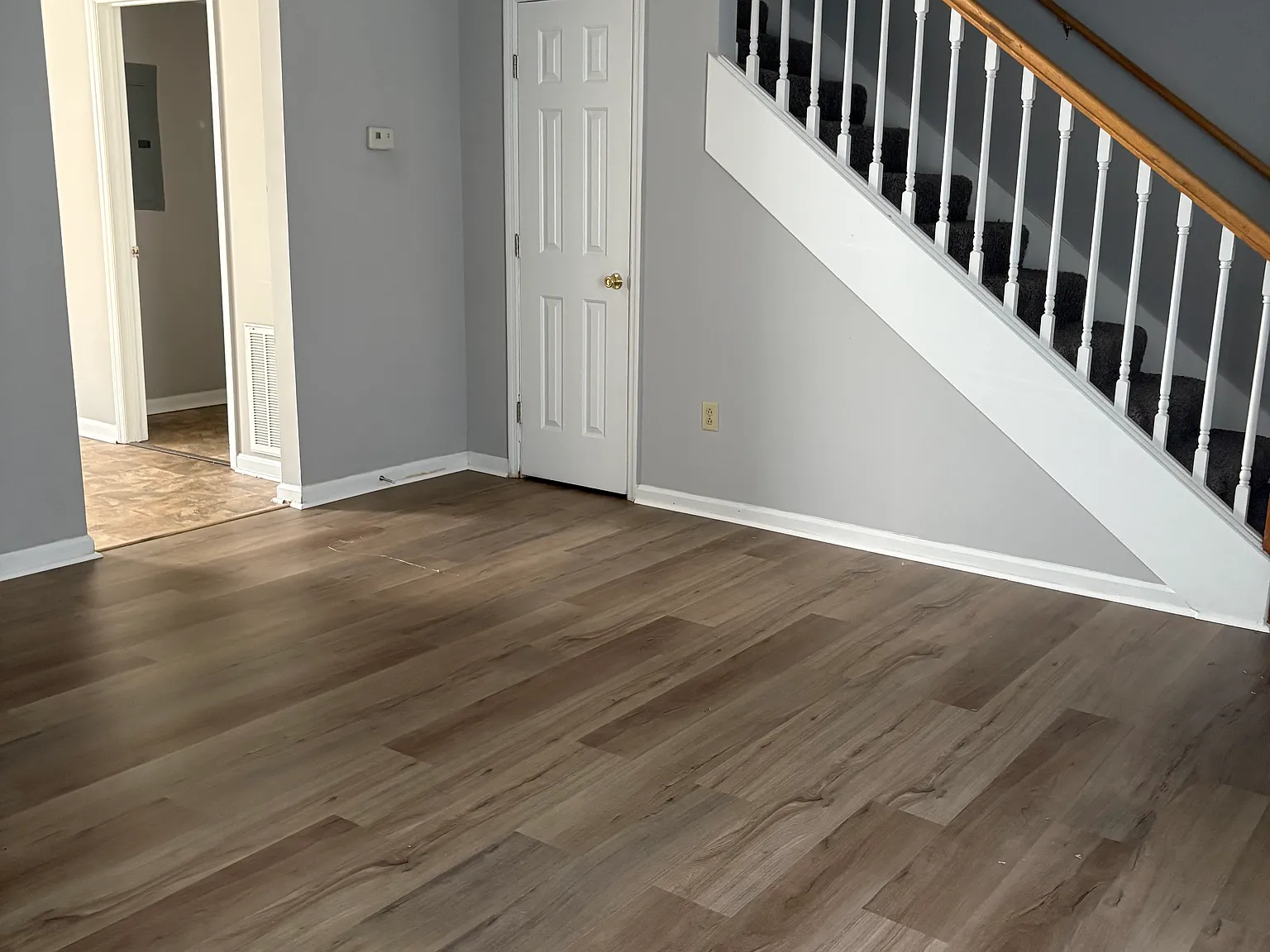2 bed, 1200 sqft, $1,200 — Photo 3