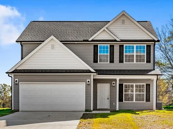 898 Deadmon Rd, Mocksville, NC 27028