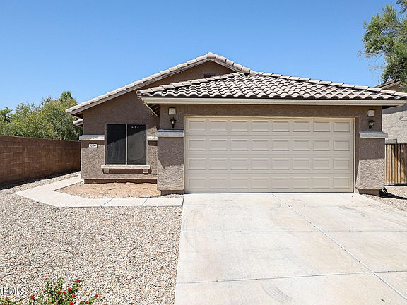 4th image of 1090 S 166TH Drive