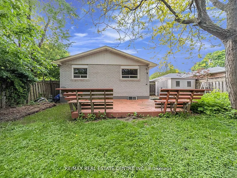 126 Culham St — Photo 19