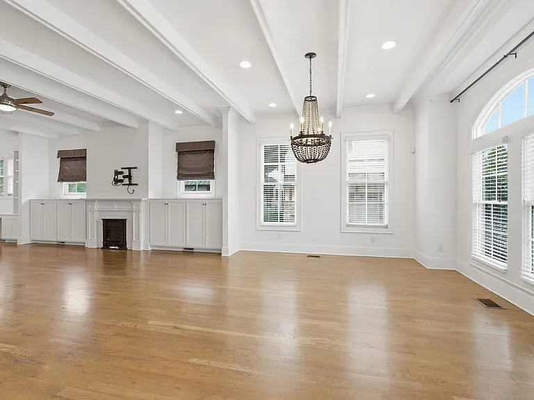 404 Woodmont Hall Pl — Photo 10