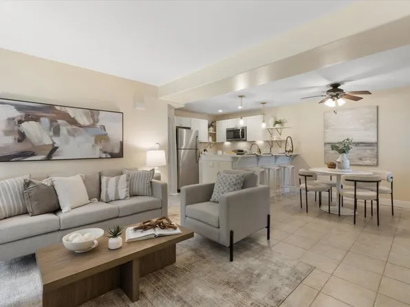 6971 Ballena Way Unit 2, Carlsbad, CA 92009