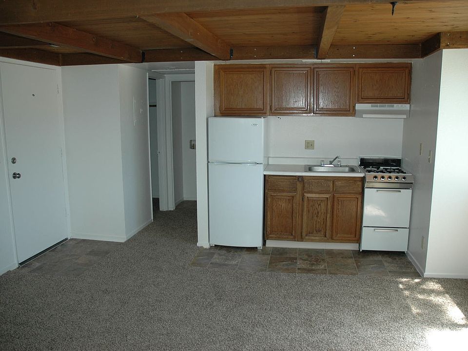2nd image of 2445 Sycamore Glen Dr