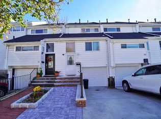 57 Forest Grn, Staten Island, NY 10312