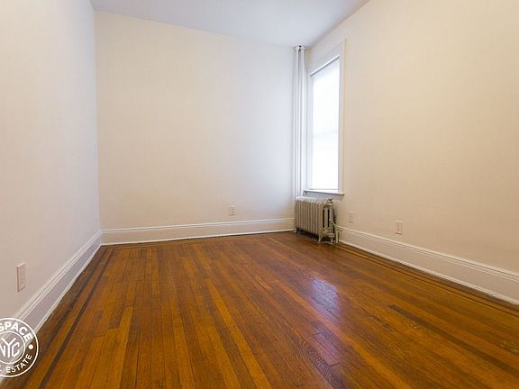 4th image of 41-21 Denman St #2M