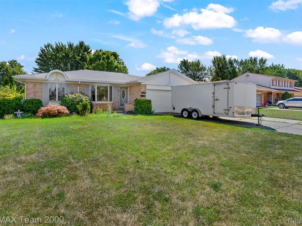 28396 Armanda Dr, Warren, MI 48088