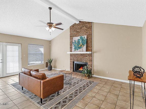 4th image of 701 Agua Caliente Dr