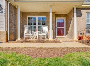 5433 Quail Ridge Cir, Roanoke, VA 24018