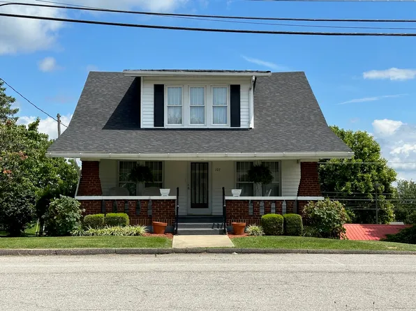 107 Woodward Ave, Brooksville, KY 41004