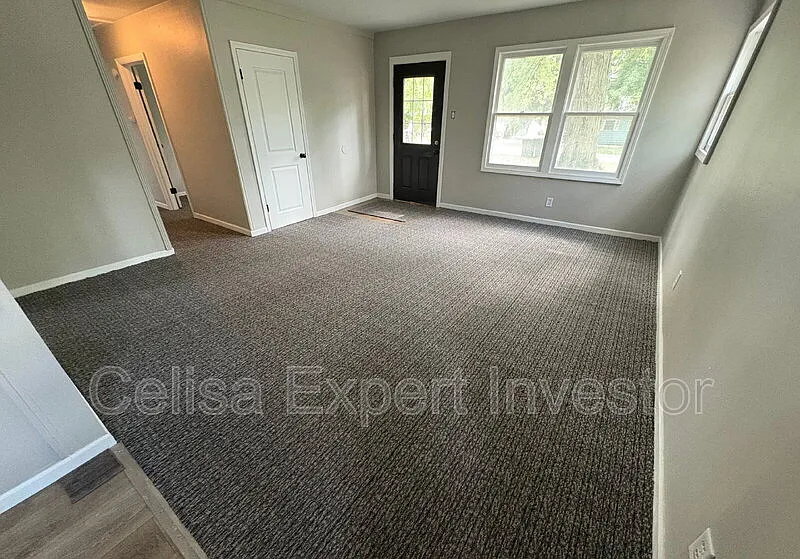 Building Photo - 404 Pursley Dr