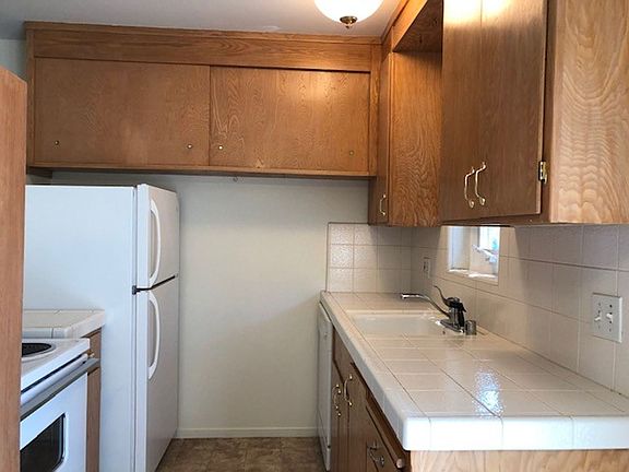 2nd image of 4171 Byron St APT D